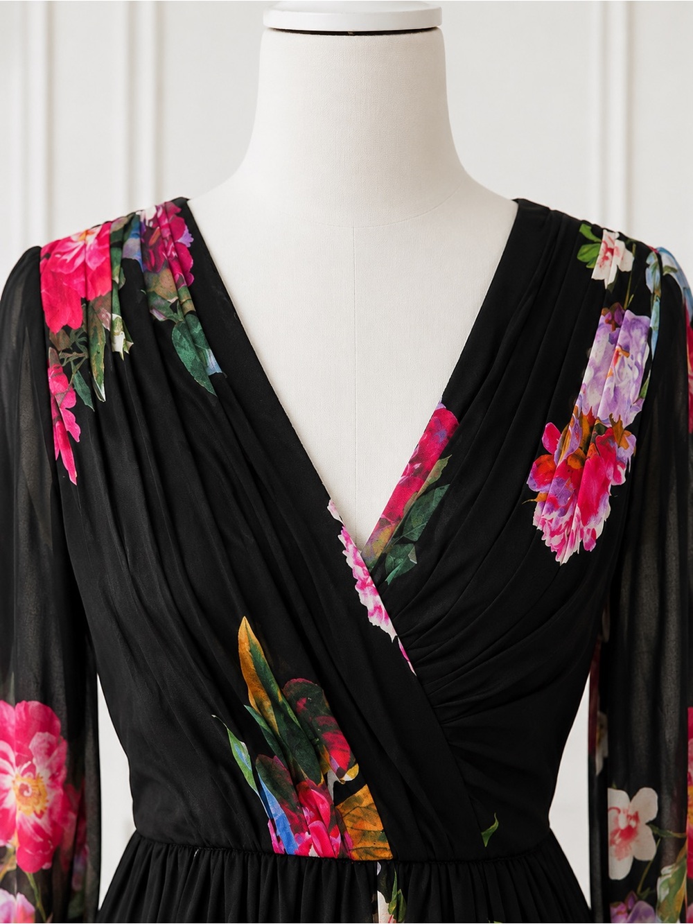 Designer Adrianna Papell Black Floral Maxi Dress Long Sleeve Surplice Gown NWOT - Picture 3 of 6